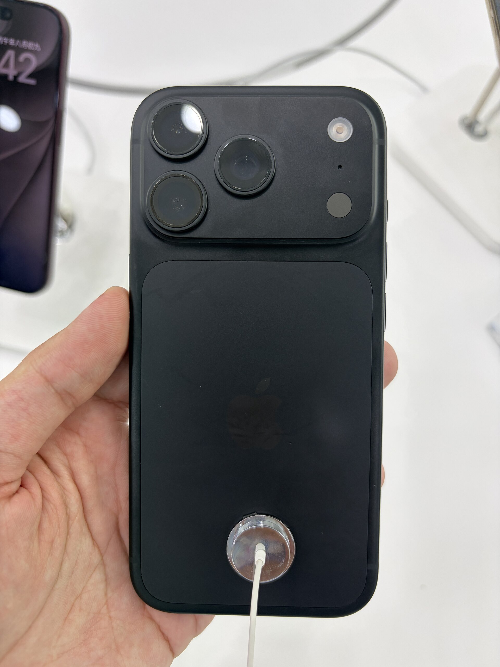 IPhone 18 Pro black rear